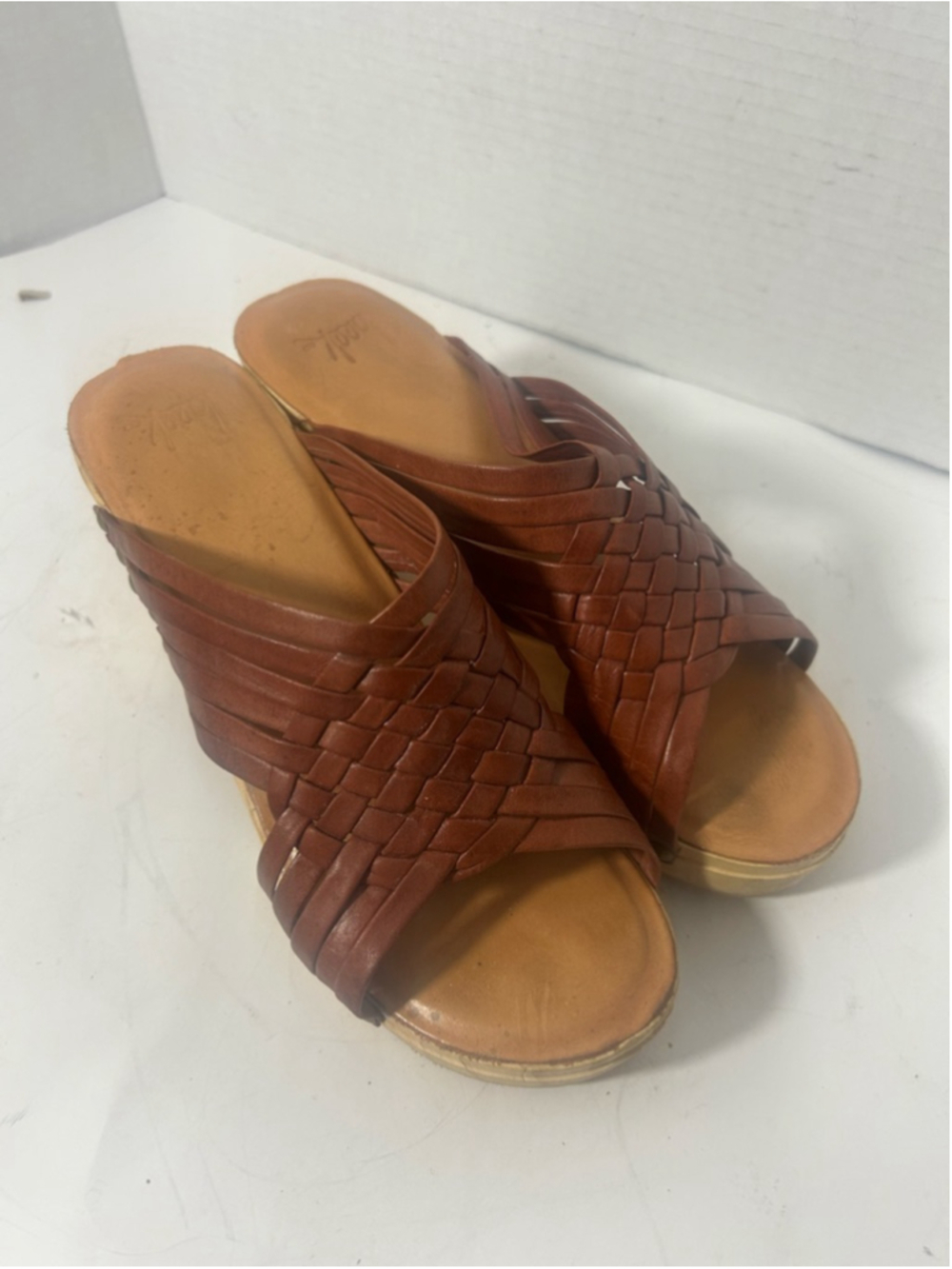 BEEK Open Toe Woven Platform Wood Heel Studded Sandal Summer Resort Comfort